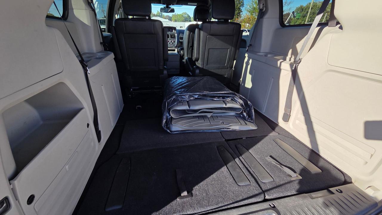 2019 Dodge Grand Caravan SXT Premium Plus - Photo #24