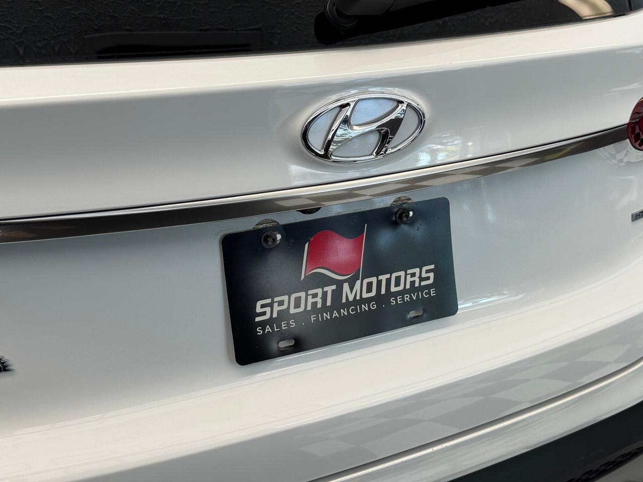 2019 Hyundai Santa Fe Essential AWD w/Safety+New Tires+Brake+CLEANCARFAX Photo