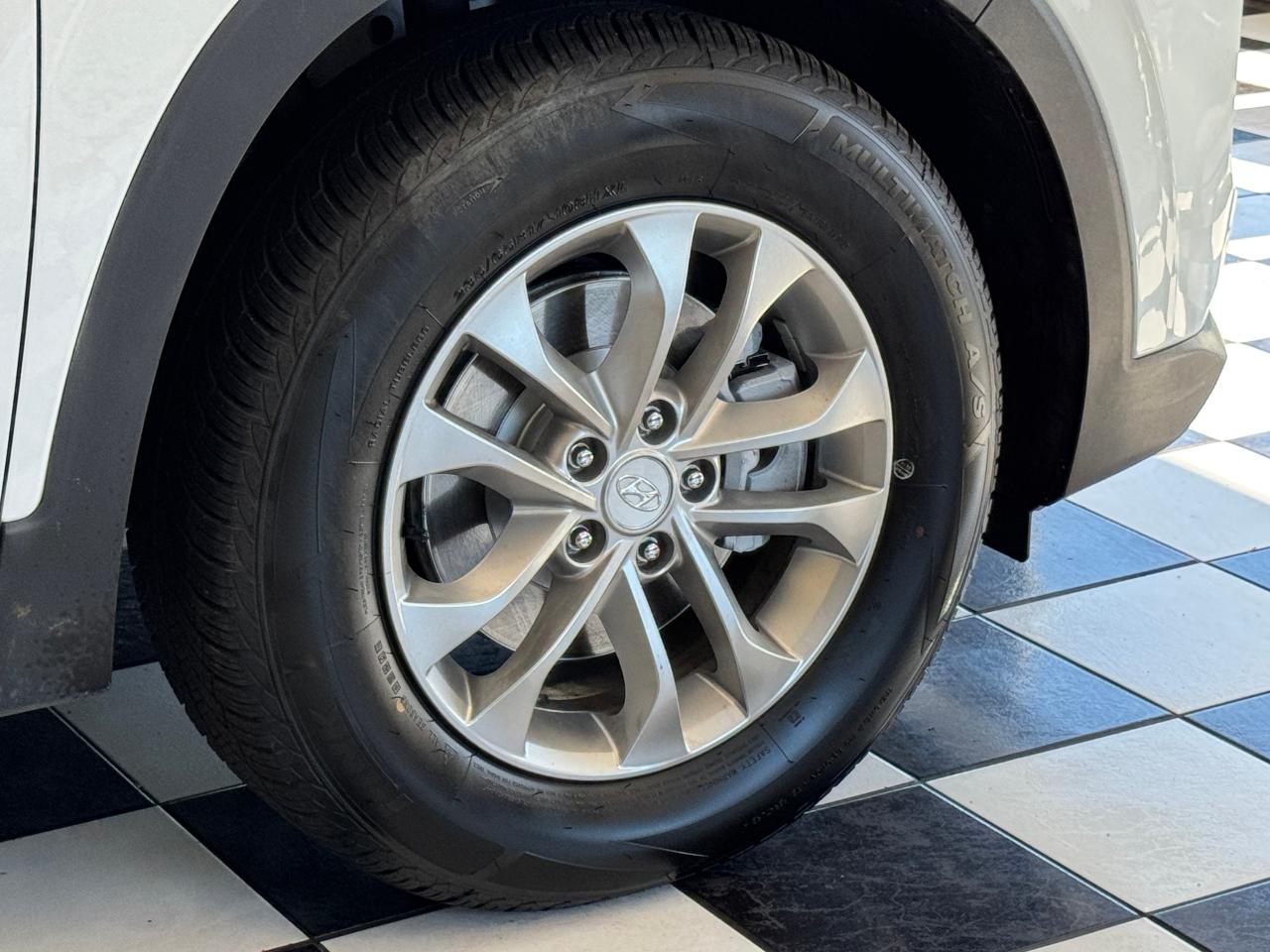 2019 Hyundai Santa Fe Essential AWD w/Safety+New Tires+Brake+CLEANCARFAX Photo50