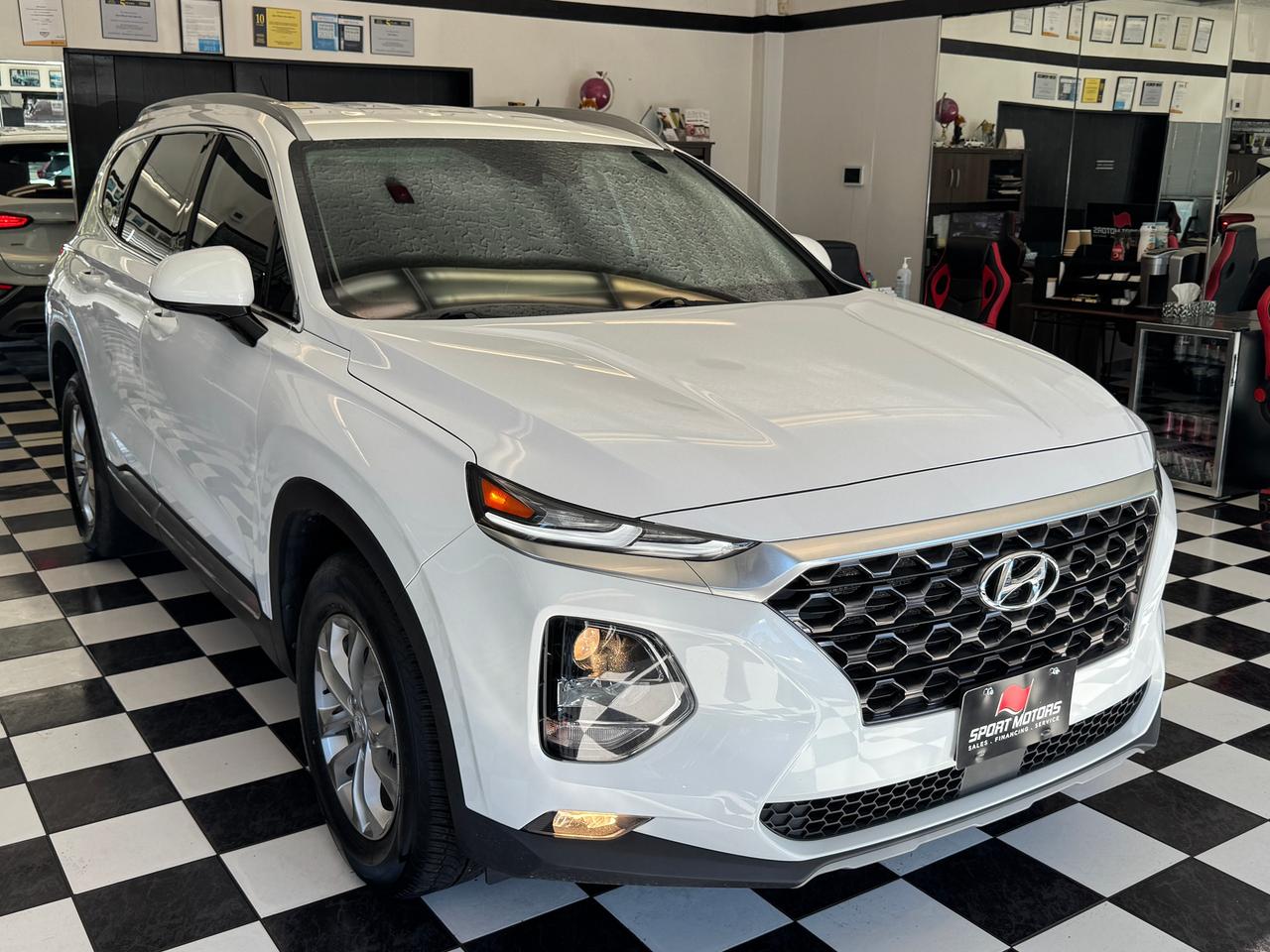2019 Hyundai Santa Fe Essential AWD w/Safety+New Tires+Brake+CLEANCARFAX Photo