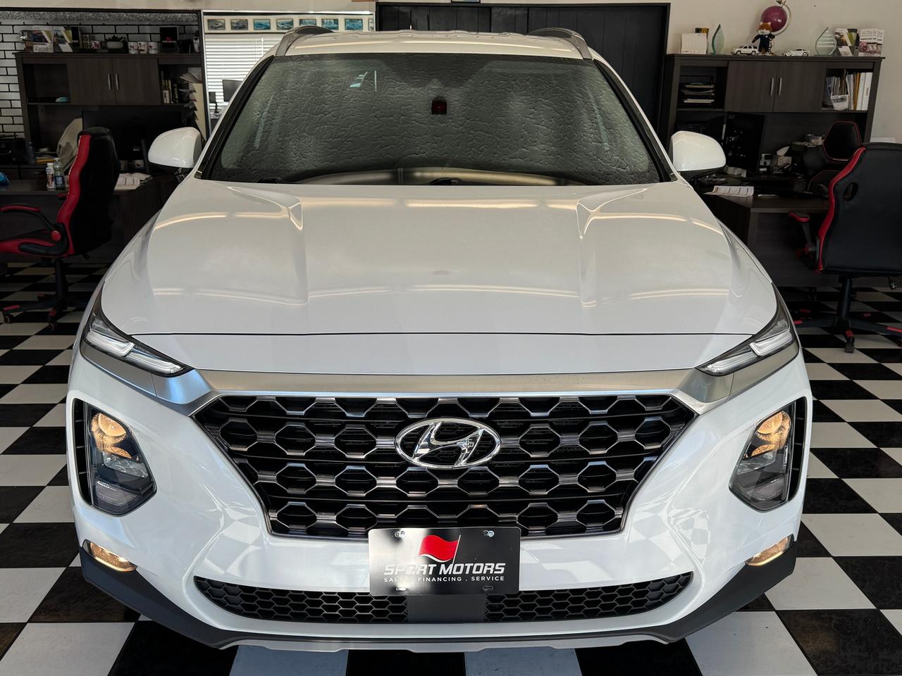2019 Hyundai Santa Fe Essential AWD w/Safety+New Tires+Brake+CLEANCARFAX Photo