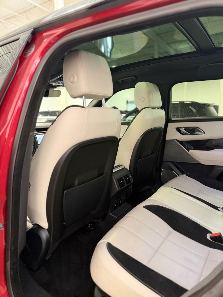 2018 Land Rover Range Rover Velar D180 R-Dynamic SE - Photo #23