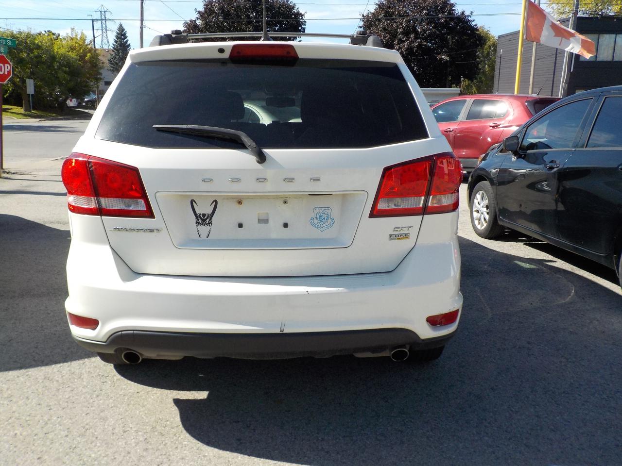 2016 Dodge Journey SXT - Photo #4