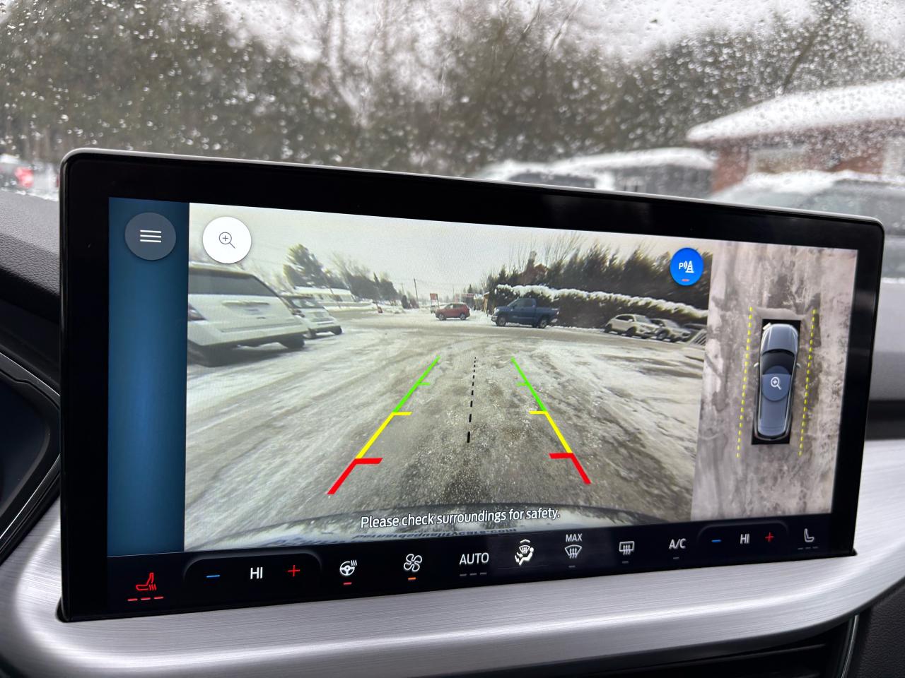 2023 Ford Escape Platinum Photo