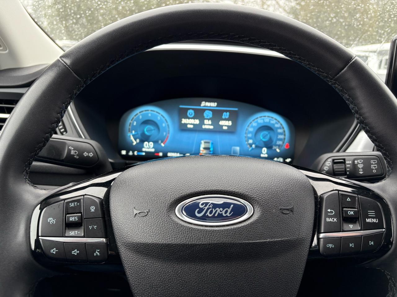 2023 Ford Escape Platinum Photo