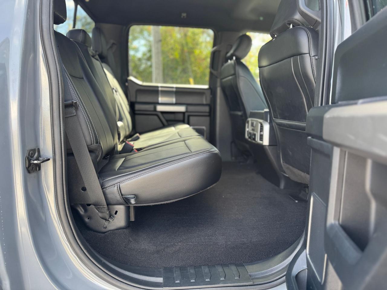 2019 Ford F-150 Lariat 4x4 Crew 145" Leather Heated Cooled Seats - Photo #34