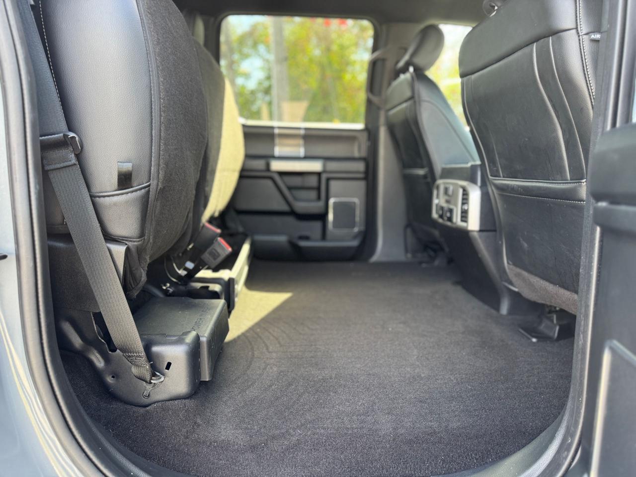 2019 Ford F-150 Lariat 4x4 Crew 145" Leather Heated Cooled Seats - Photo #35