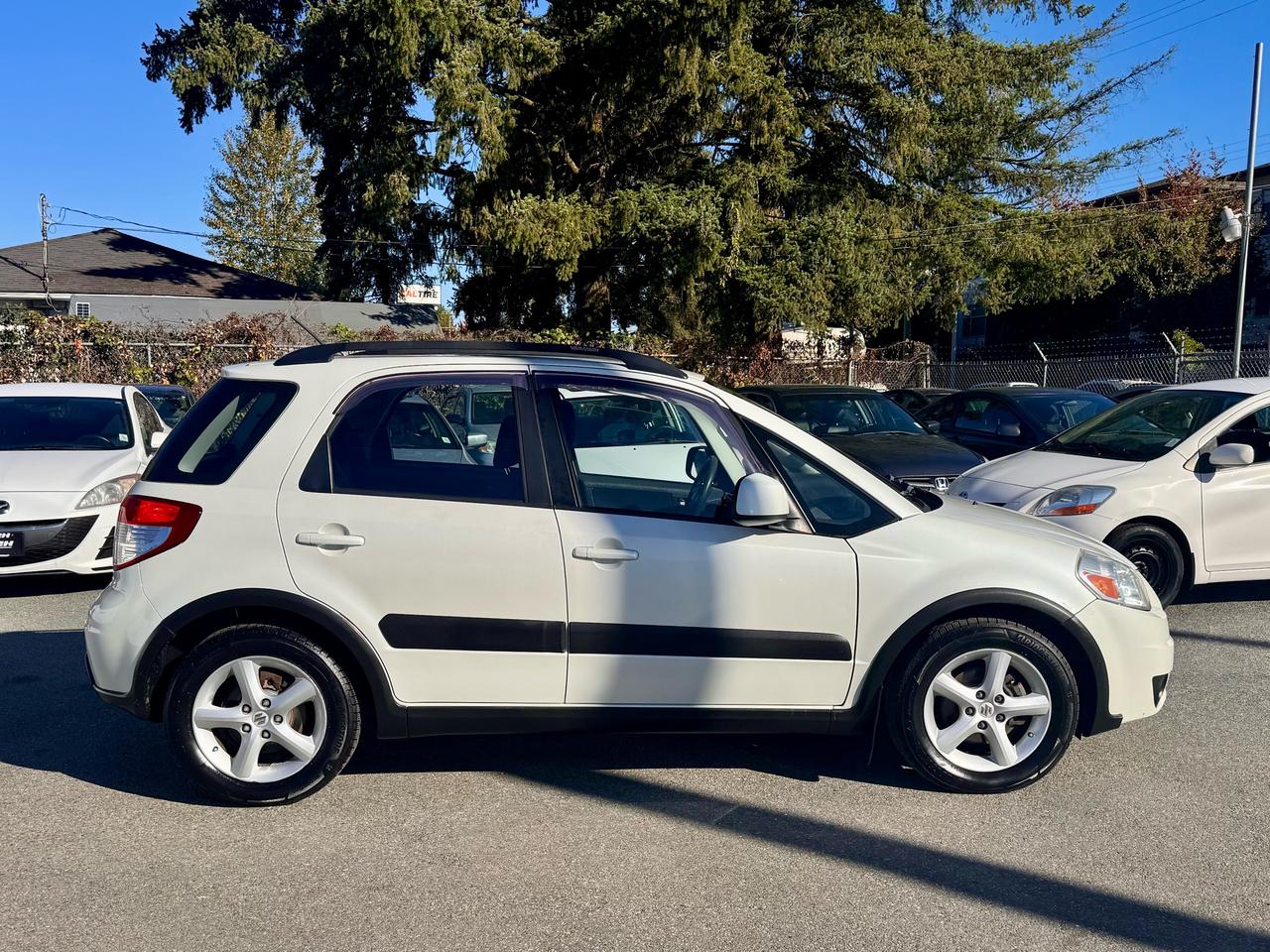 2007 Suzuki SX4 JX FINANCING AVAILABLE Photo4