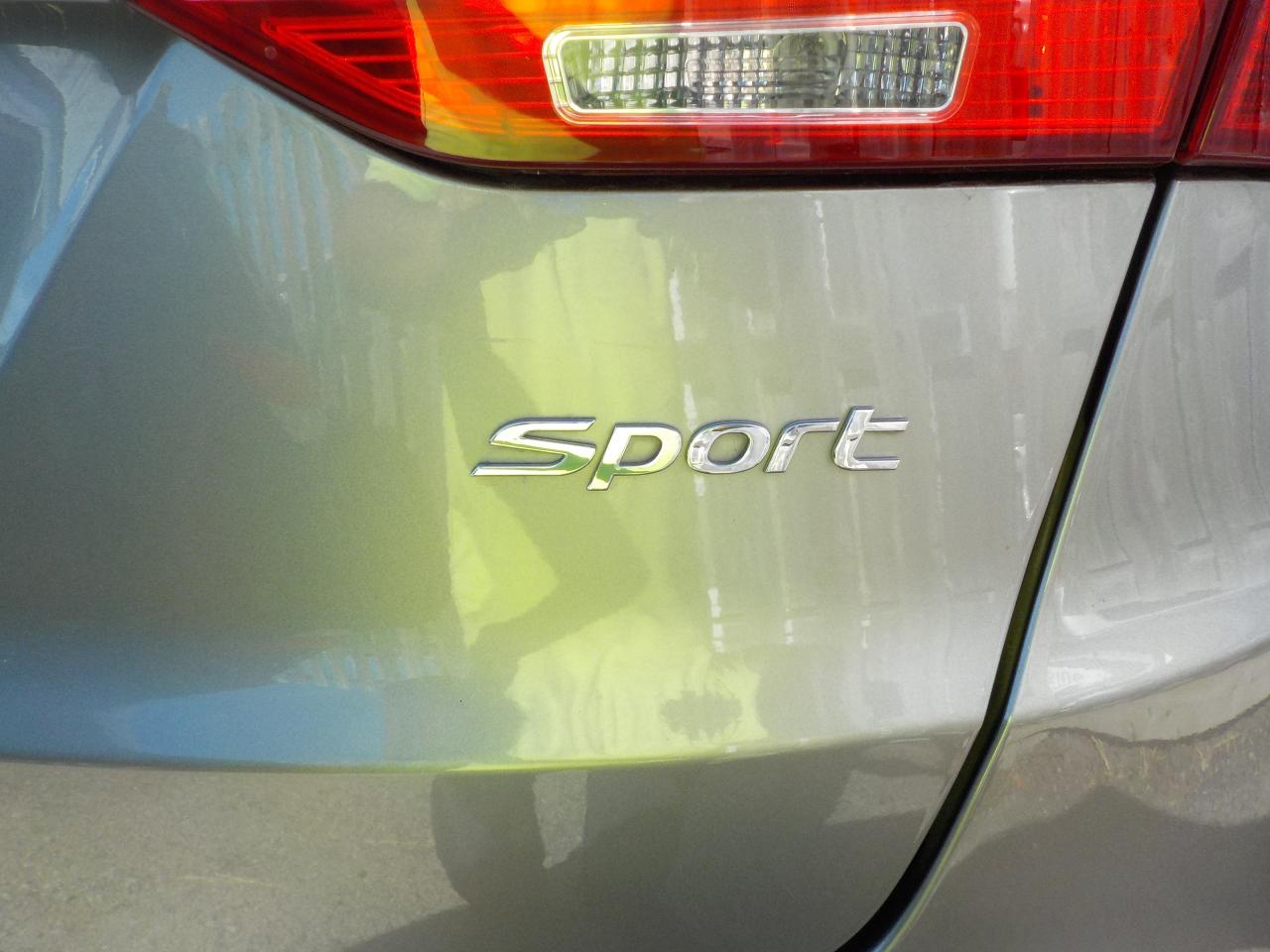 2015 Hyundai Santa Fe Sport Premium Photo4