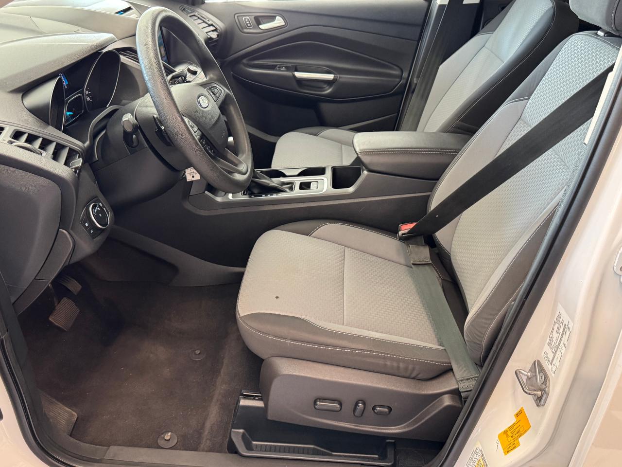 2017 Ford Escape 4WD SE+New Brakes+CAM+ApplePlay+GPS+ACCIDENT FREE Photo19