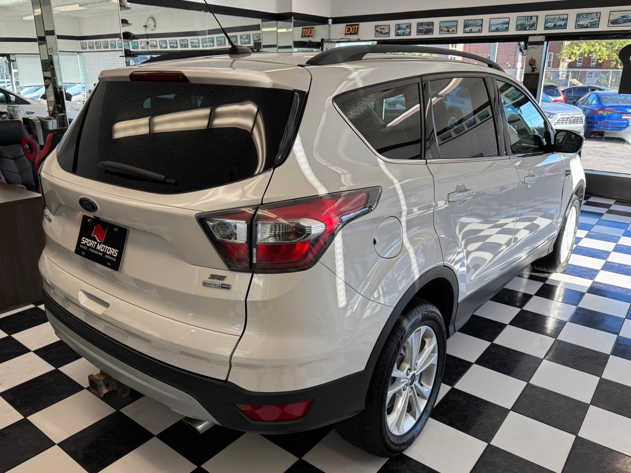2017 Ford Escape 4WD SE+New Brakes+CAM+ApplePlay+GPS+ACCIDENT FREE Photo67