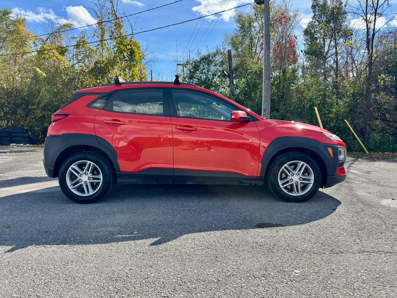 2019 Hyundai KONA 2.0L Essential AWD Includes Summer / Winter tires - Photo #32