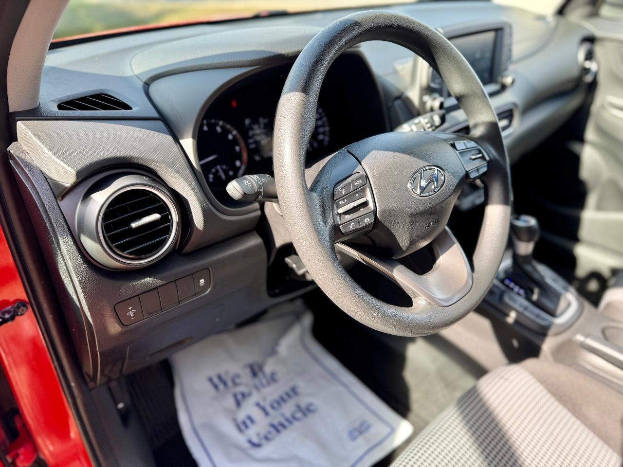 2019 Hyundai KONA 2.0L Essential AWD Includes Summer / Winter tires - Photo #10
