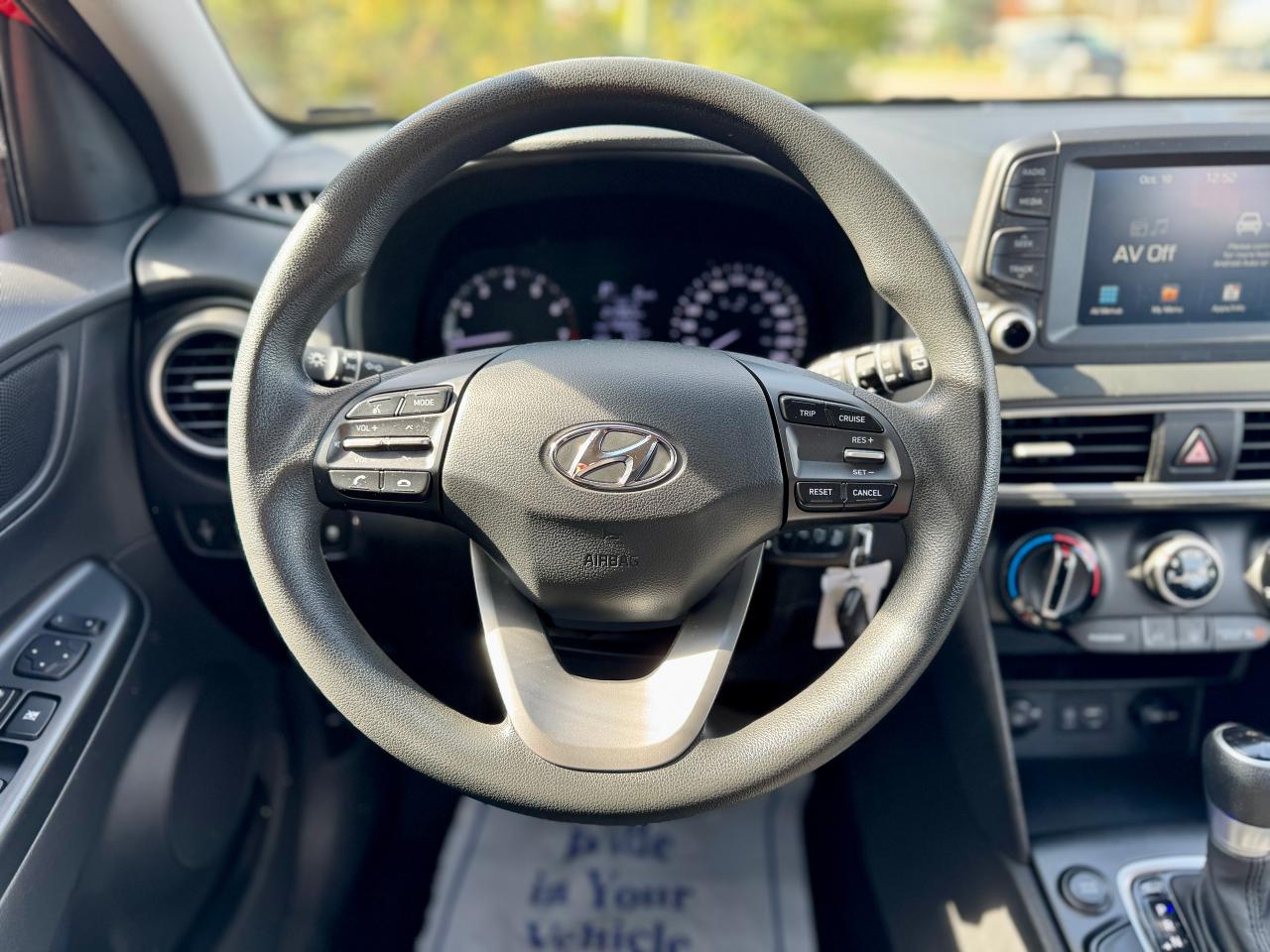 2019 Hyundai KONA 2.0L Essential AWD Includes Summer / Winter tires - Photo #18