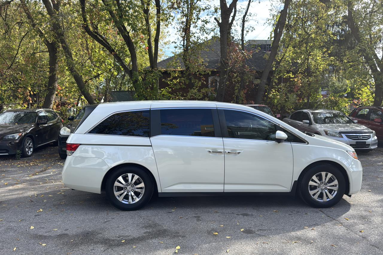 2014 Honda Odyssey EX-L - Photo #3