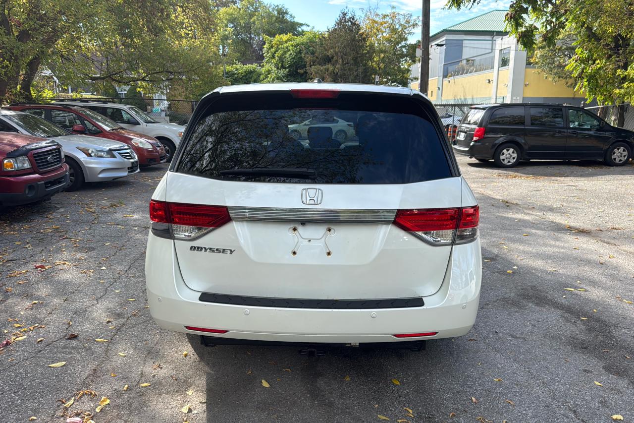 2014 Honda Odyssey EX-L - Photo #4