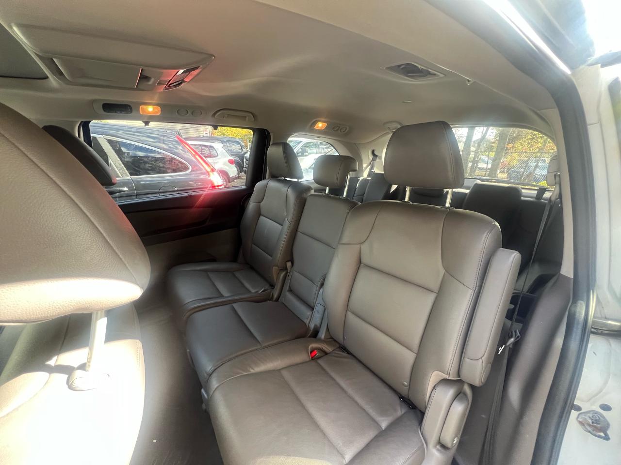 2014 Honda Odyssey EX-L - Photo #11