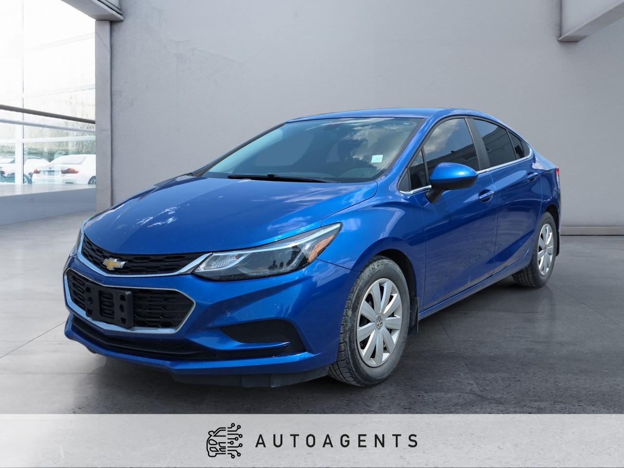 2017 Chevrolet Cruze LT AUTO Photo