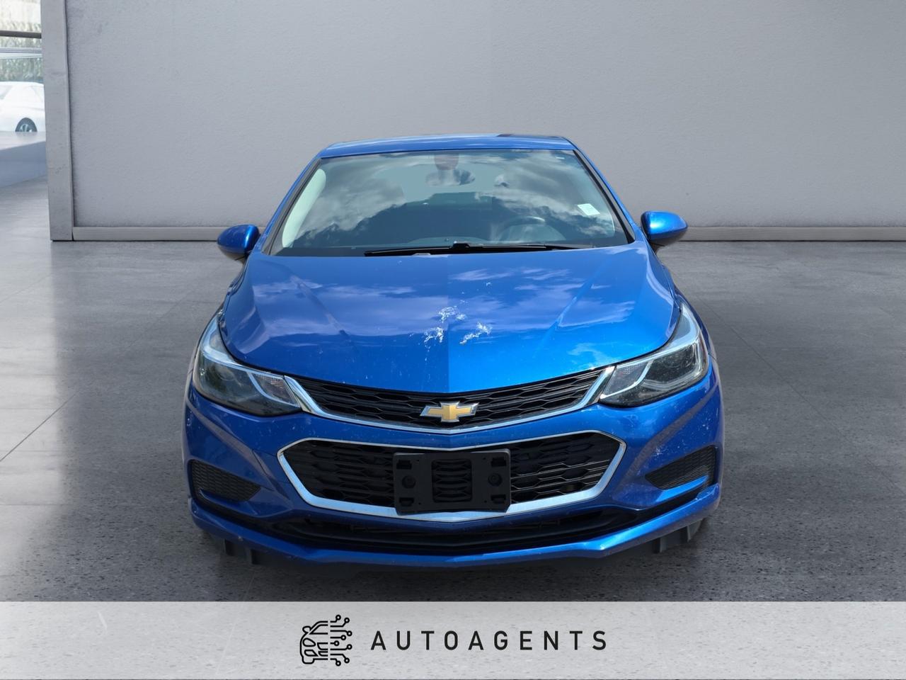 2017 Chevrolet Cruze LT AUTO Photo