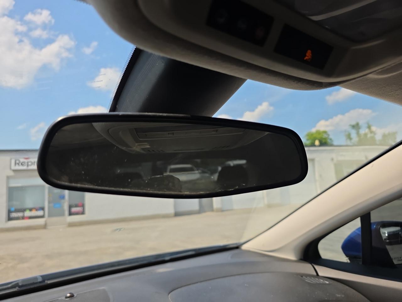 2017 Chevrolet Cruze LT AUTO Photo