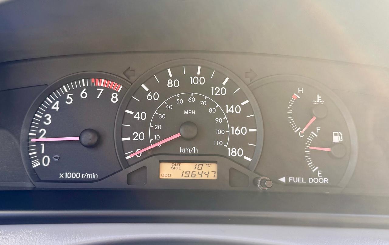 2003 Toyota Corolla FINANCING AVAILABLE Photo11