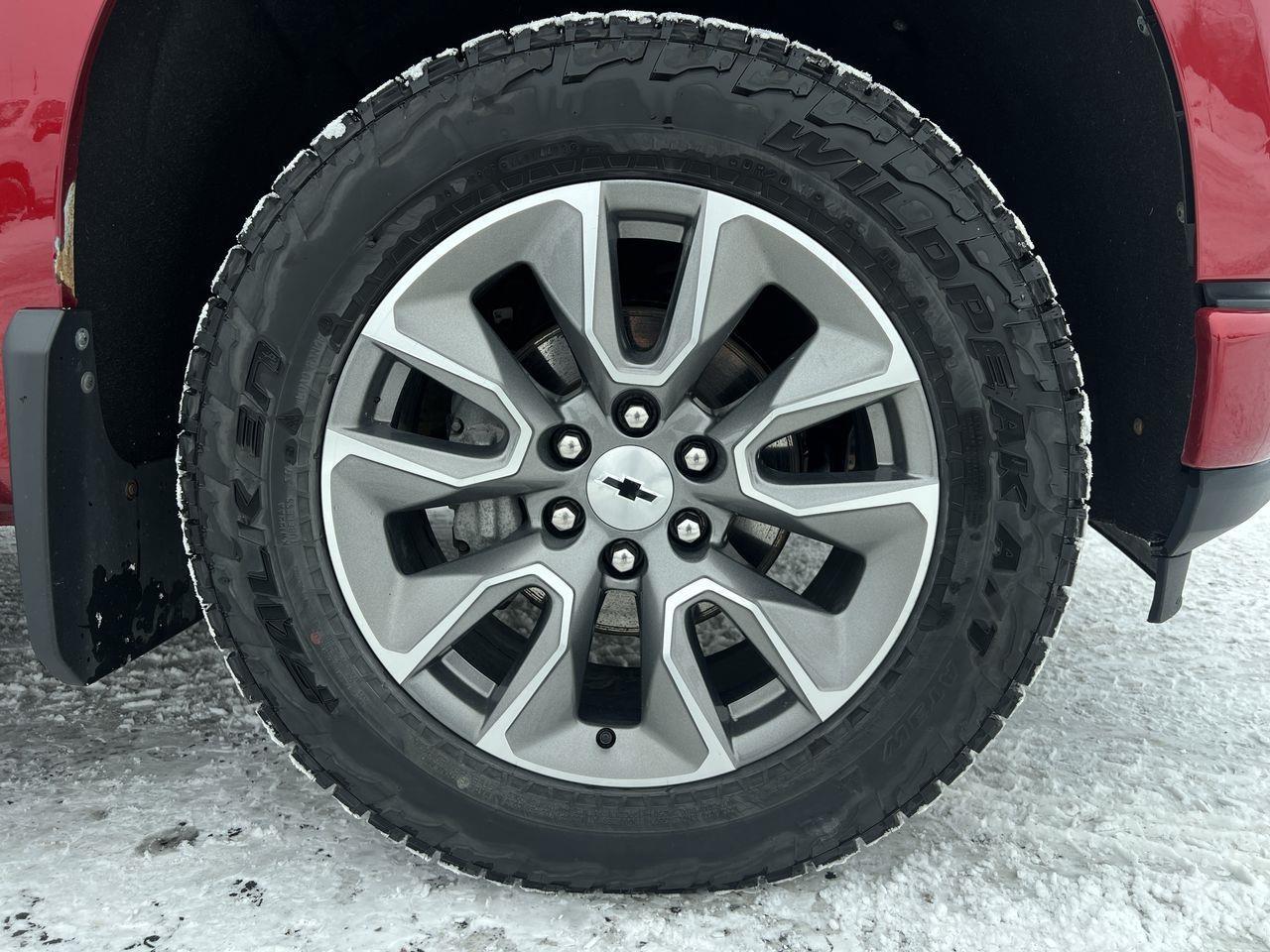 2021 Chevrolet Silverado 1500 RST 4X4, DIESEL, HEATED SEATS, NAV, SIRIUS XM, BACK UP CAM!! Photo