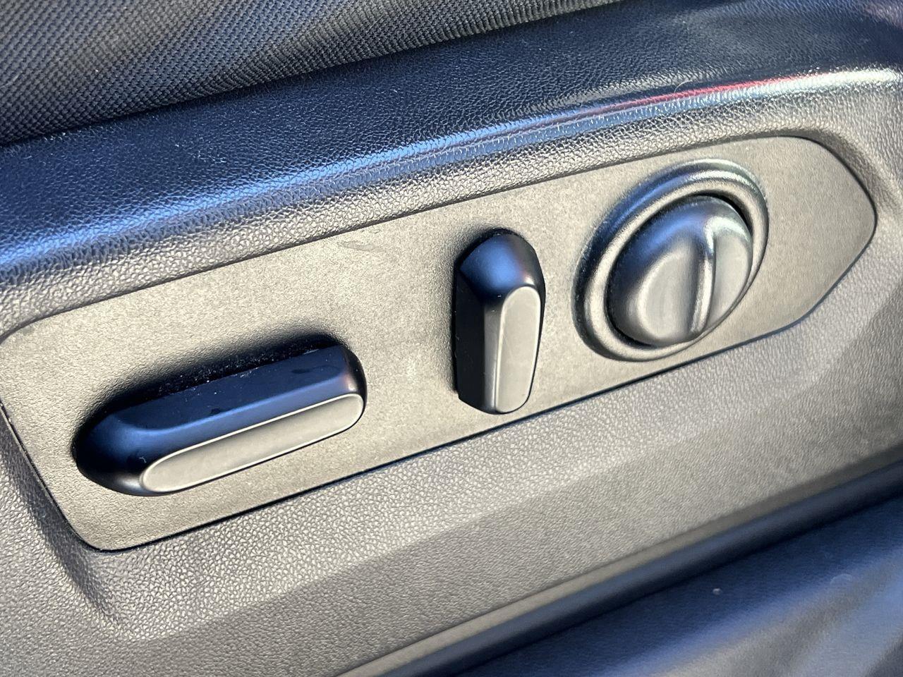 2021 Chevrolet Silverado 1500 RST 4X4, DIESEL, HEATED SEATS, NAV, SIRIUS XM, BACK UP CAM!! Photo