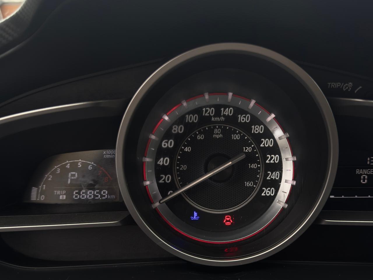 2014 Mazda MAZDA3 GS-SKY FINANCING AVAILABLE Photo11