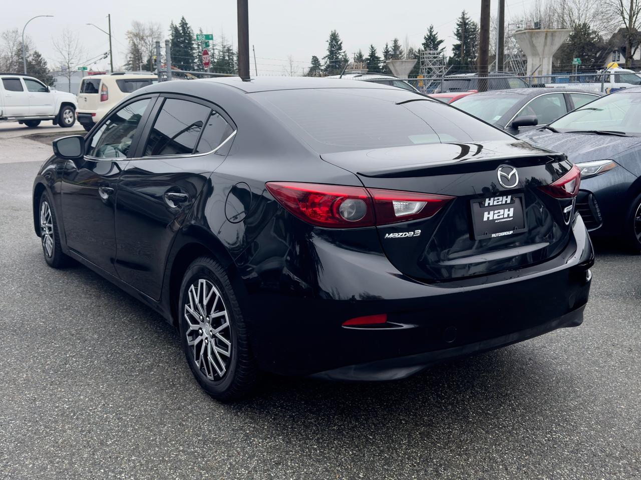 2014 Mazda MAZDA3 GS-SKY FINANCING AVAILABLE Photo5
