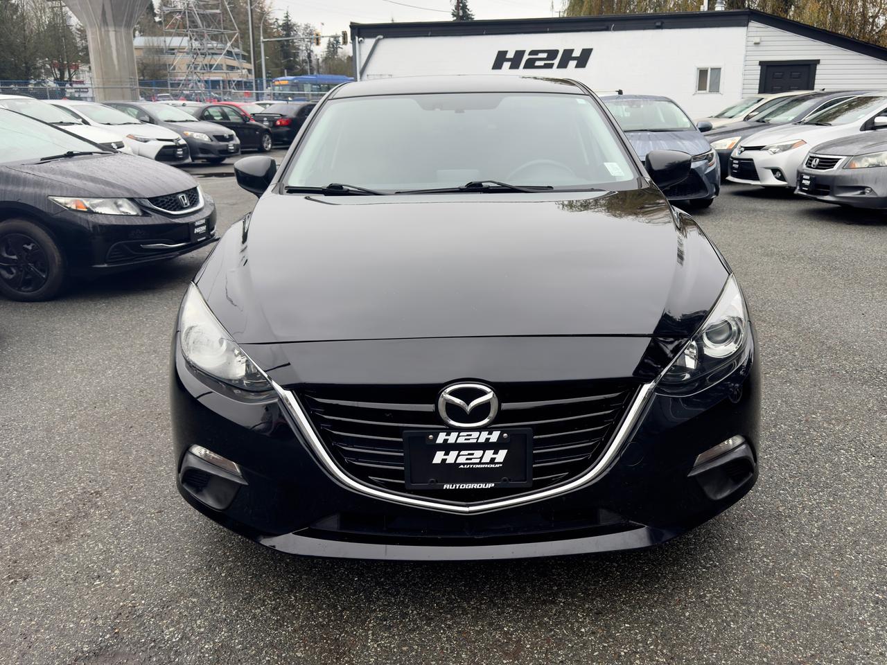 2014 Mazda MAZDA3 GS-SKY FINANCING AVAILABLE Photo2