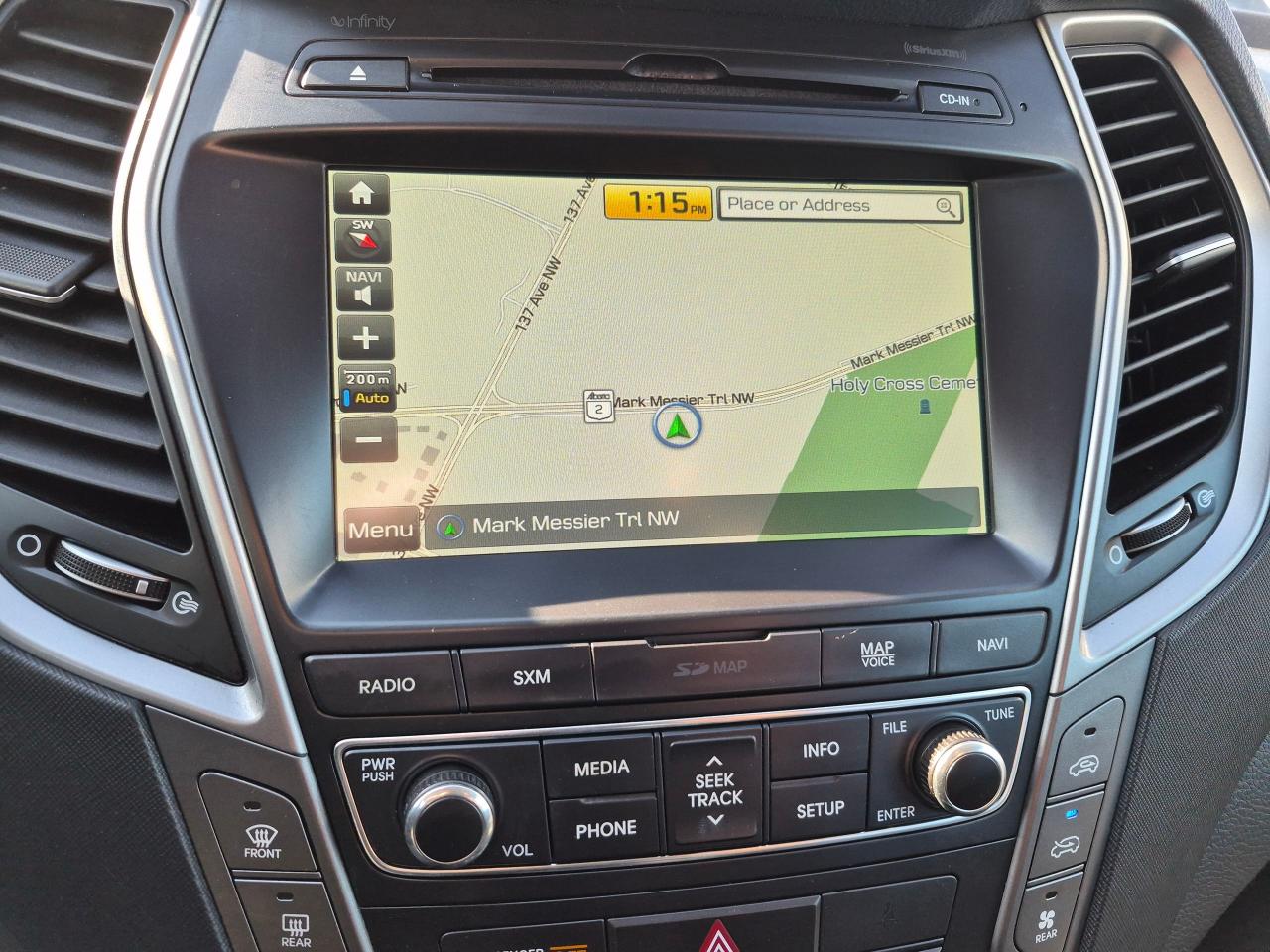 2017 Hyundai Santa Fe XL Luxury AWD 7 Pass, Lthr, Pano, Nav, Blindspot Det, - Photo #24