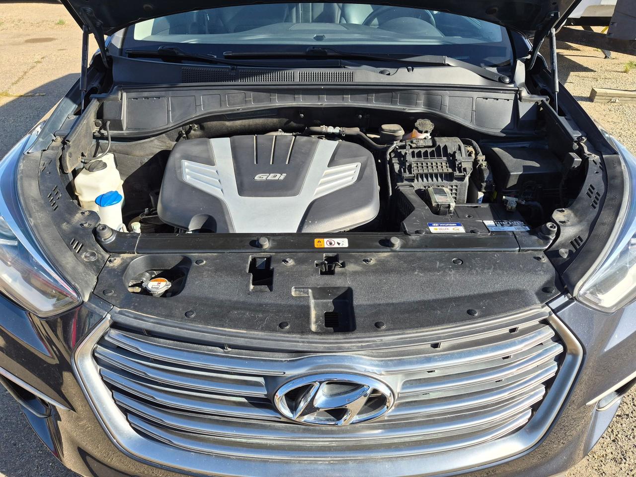 2017 Hyundai Santa Fe XL Luxury AWD 7 Pass, Lthr, Pano, Nav, Blindspot Det, - Photo #5