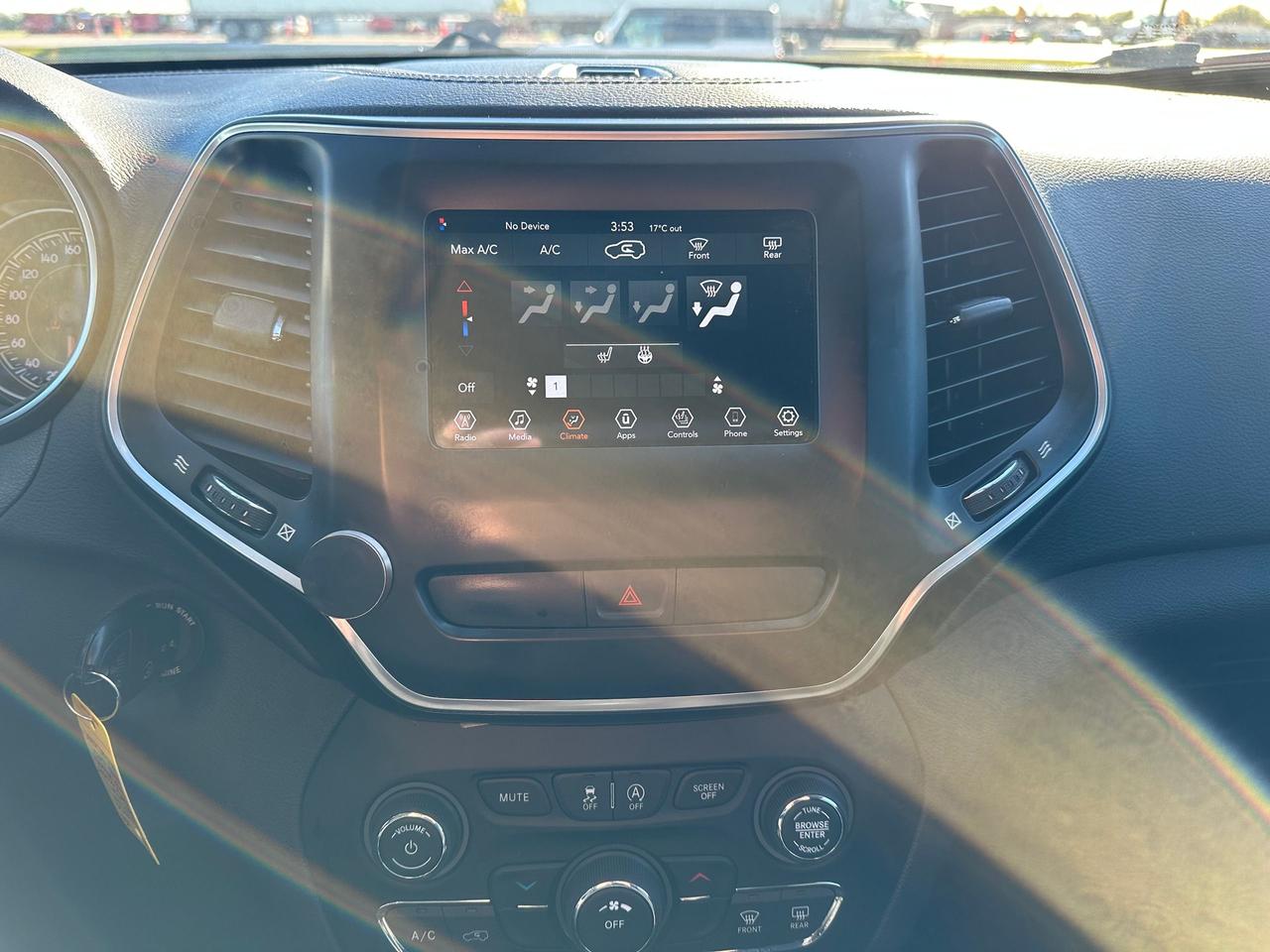 2019 Jeep Cherokee Sport FWD Photo5