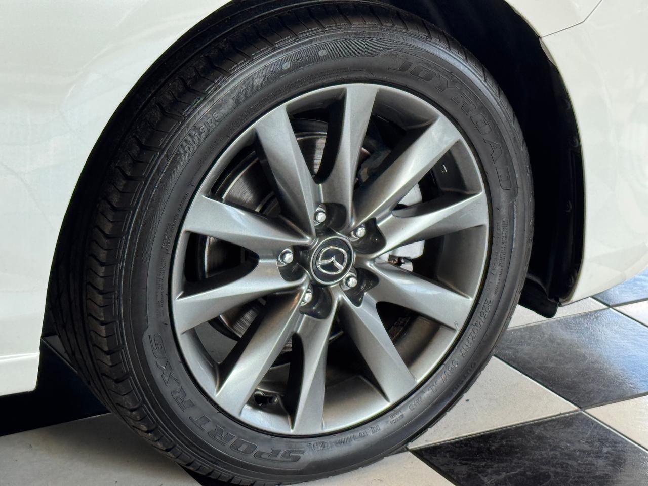 2021 Mazda MAZDA6 GS-L+Leather+Roof+Adaptive Cruise+CLEAN CARFAX Photo