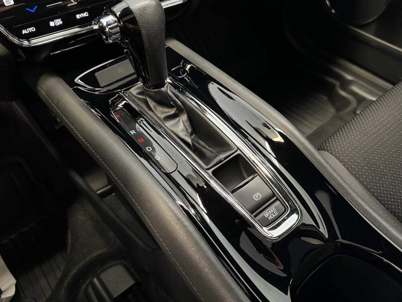 2019 Honda HR-V Sport AWD+ApplePlay+Remote Start+ACCIDENT FREE Photo