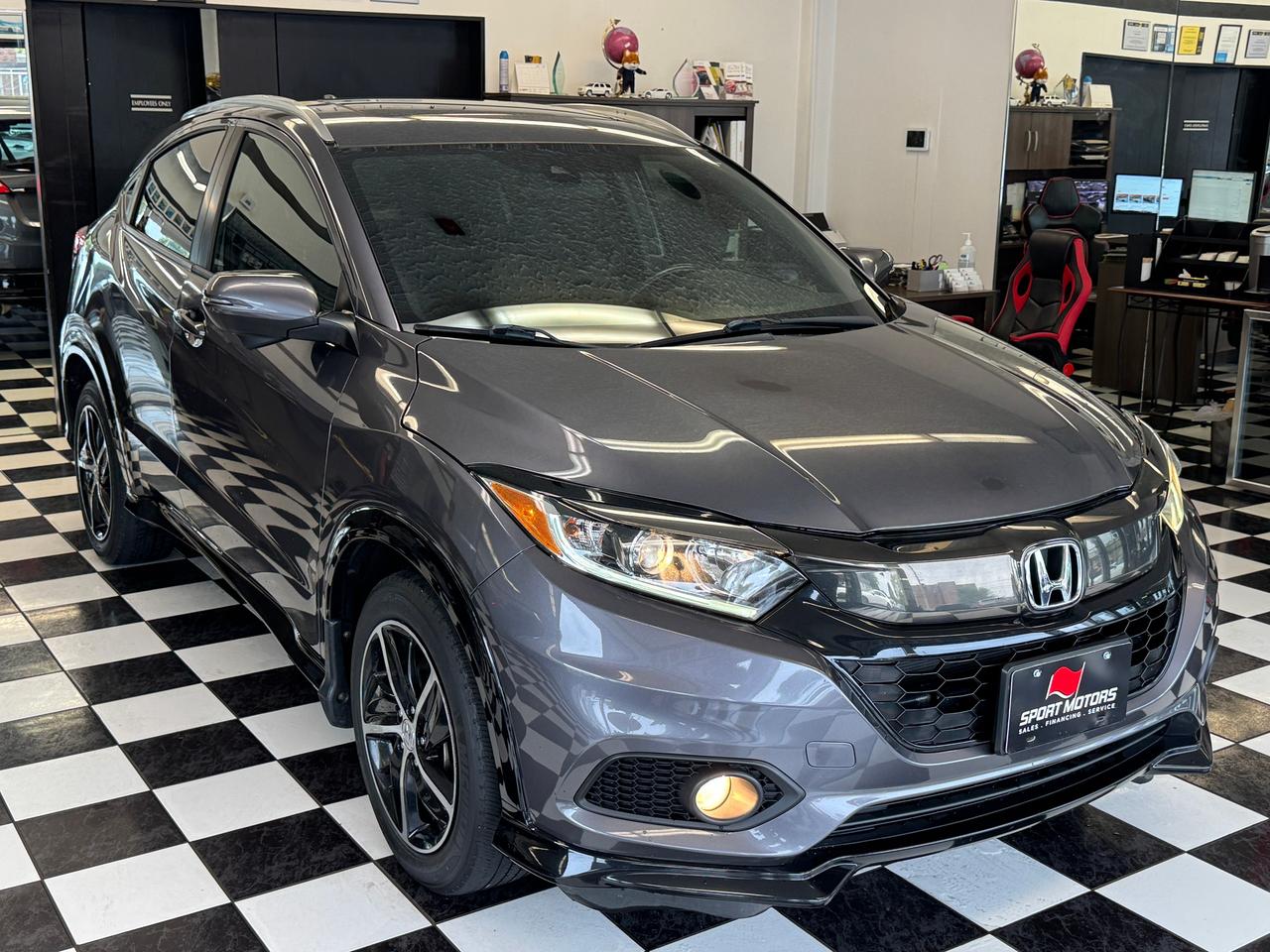 2019 Honda HR-V Sport AWD+ApplePlay+Remote Start+ACCIDENT FREE Photo