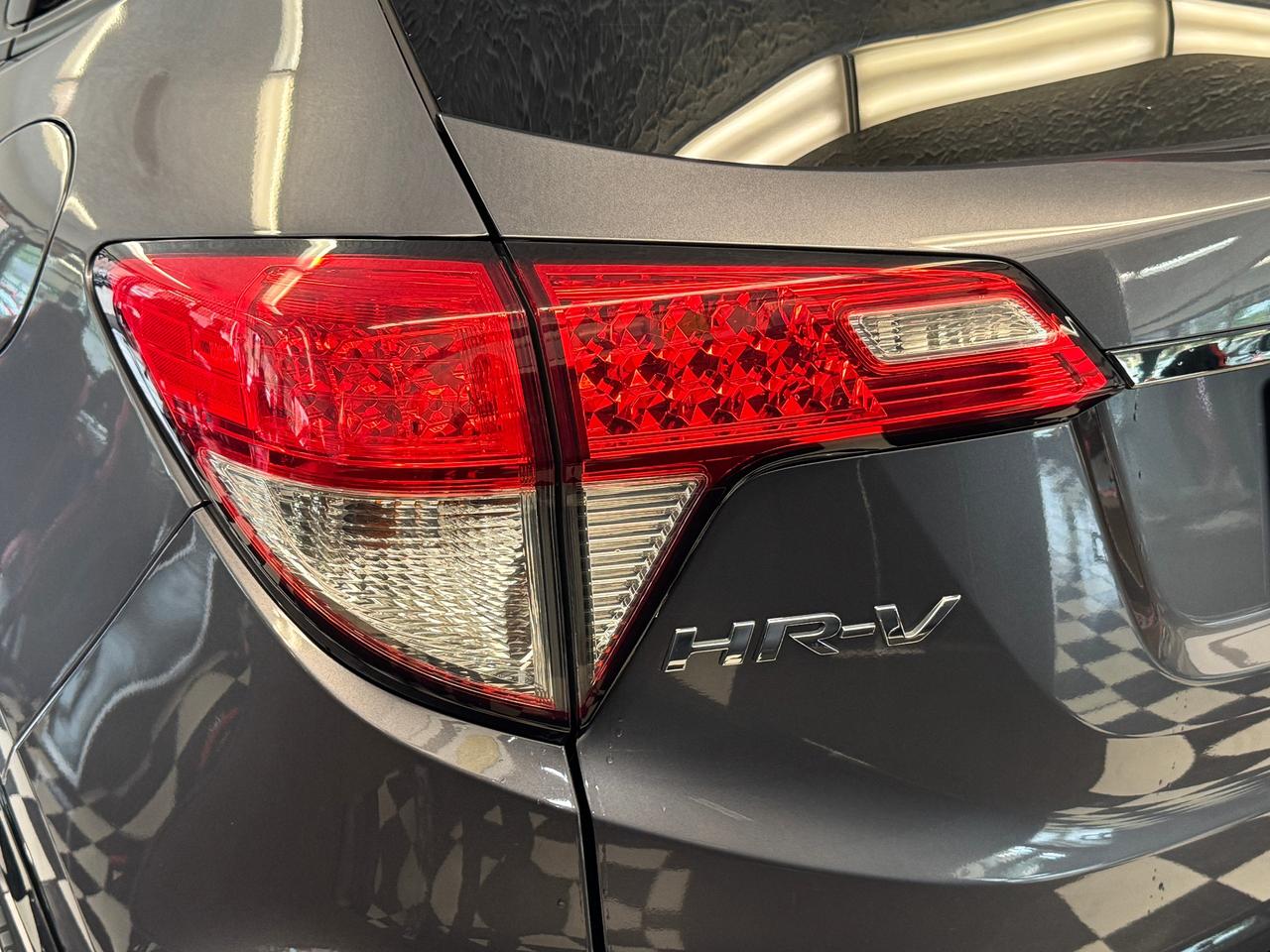 2019 Honda HR-V Sport AWD+ApplePlay+Remote Start+ACCIDENT FREE Photo