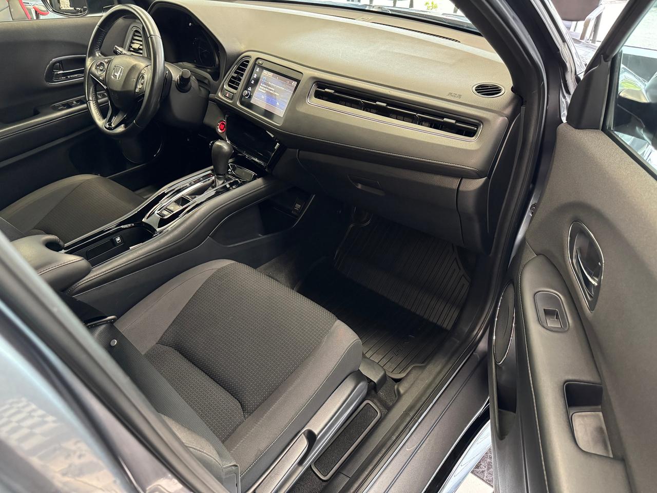 2019 Honda HR-V Sport AWD+ApplePlay+Remote Start+ACCIDENT FREE Photo