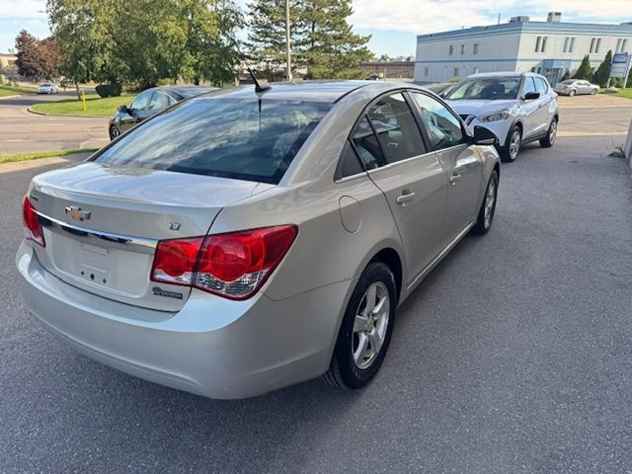 2011 Chevrolet Cruze 4dr Sdn LT Turbo+ w/1SB 1 OWNER,ACCIDENT FREE - Photo #6