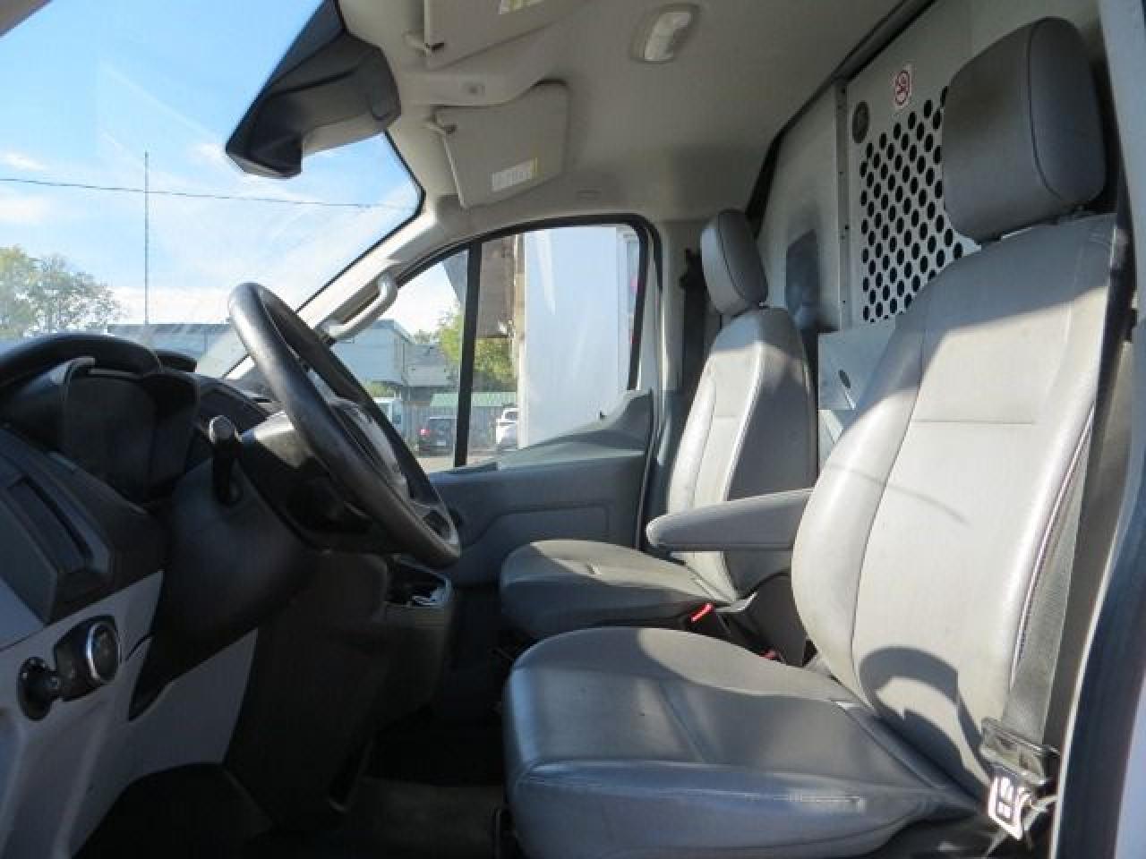 2018 Ford Transit CERTIFIED, T250, 3.7L, SHELVES, LEATHER , CAMERA - Photo #7