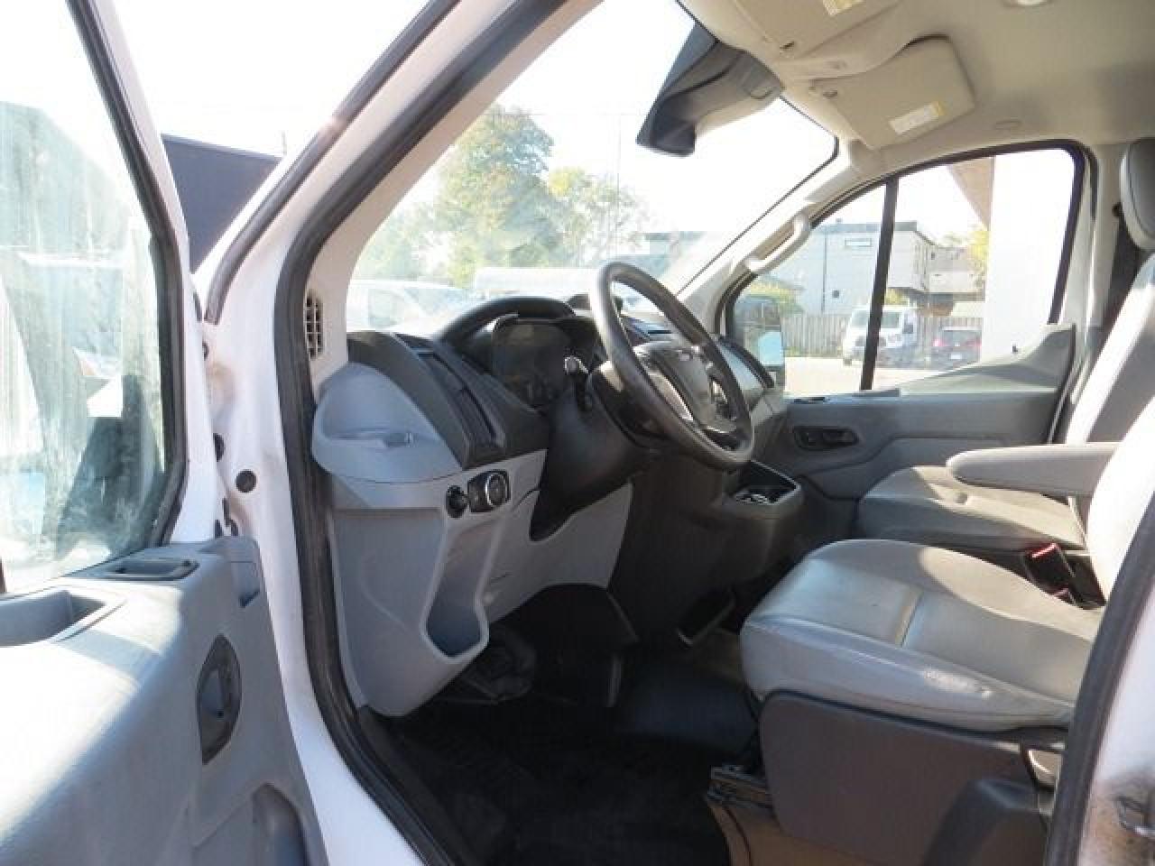 2018 Ford Transit CERTIFIED, T250, 3.7L, SHELVES, LEATHER , CAMERA - Photo #8