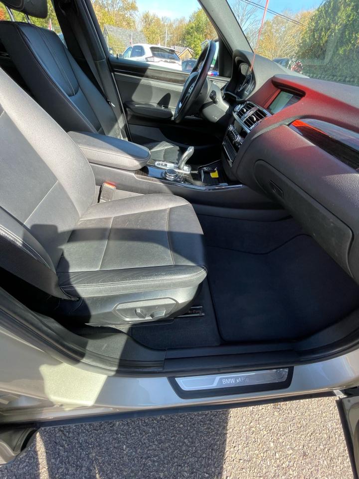 2016 BMW X3 xDrive28i - Photo #17