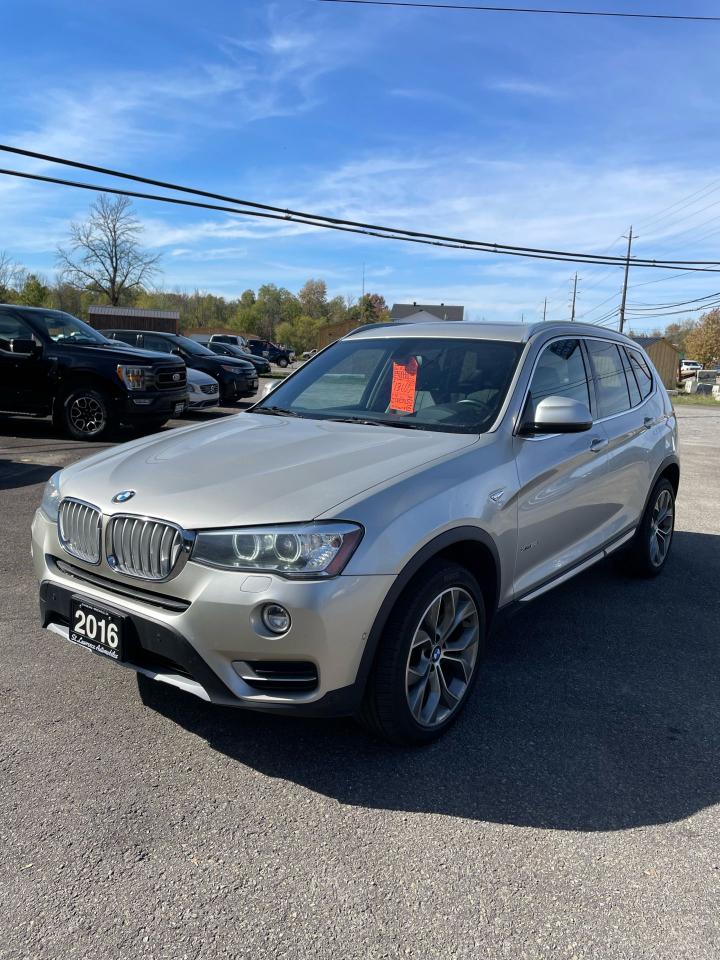 2016 BMW X3 xDrive28i - Photo #2