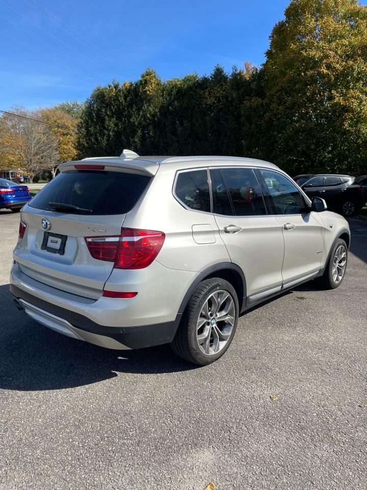 2016 BMW X3 xDrive28i - Photo #3