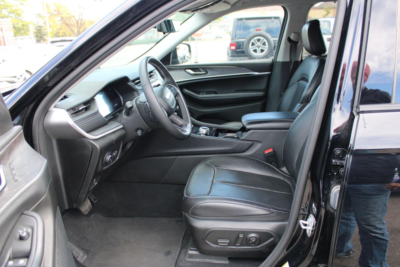 2023 Jeep Grand Cherokee Limited - Photo #16