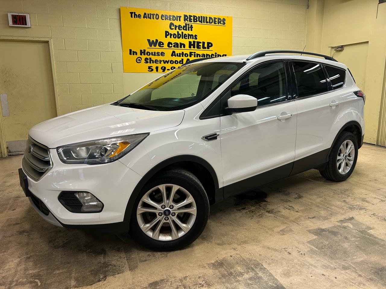 2018 Ford Escape SEL - Photo #2