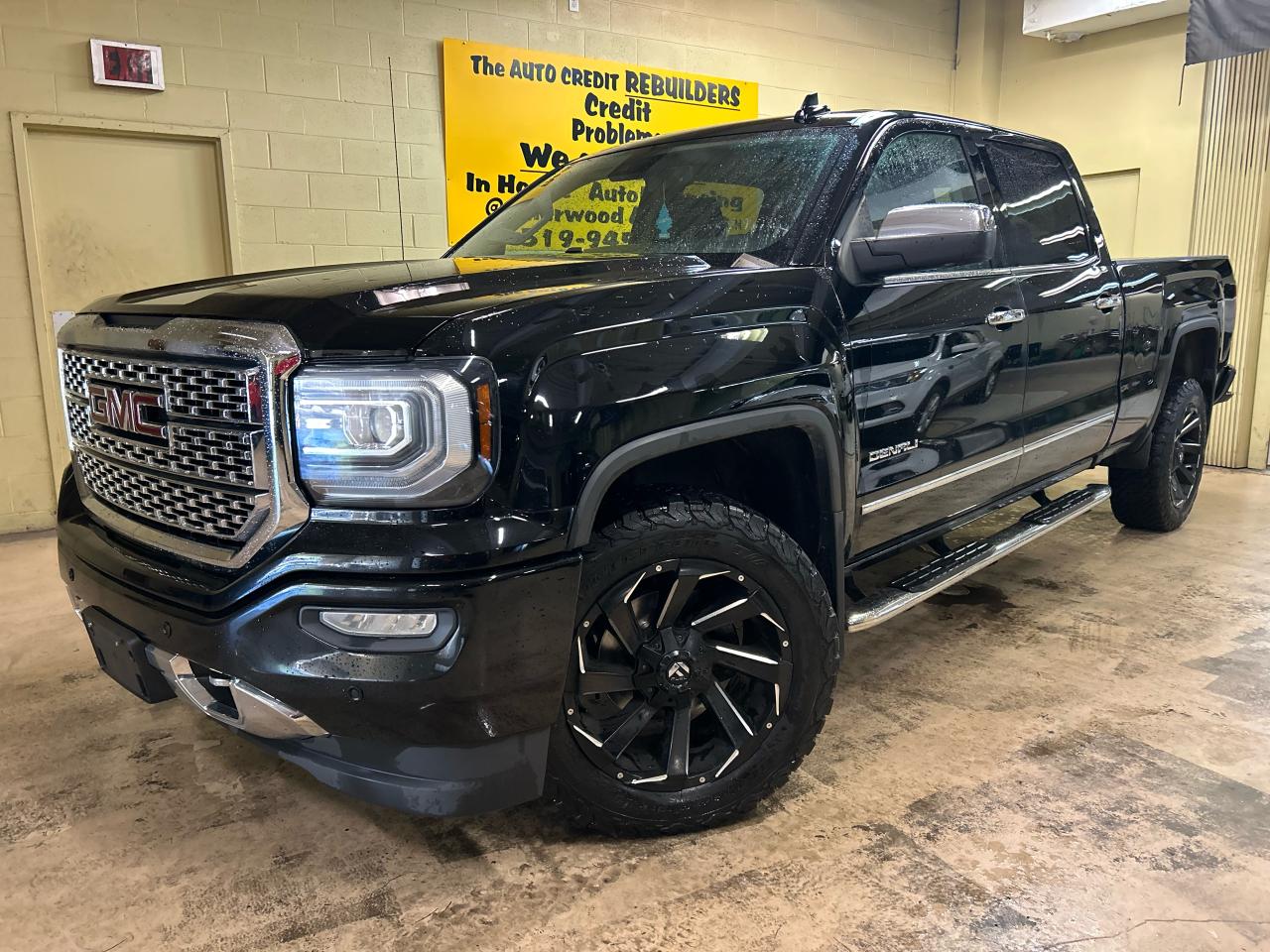2018 GMC Sierra 1500 Denali - Photo #2