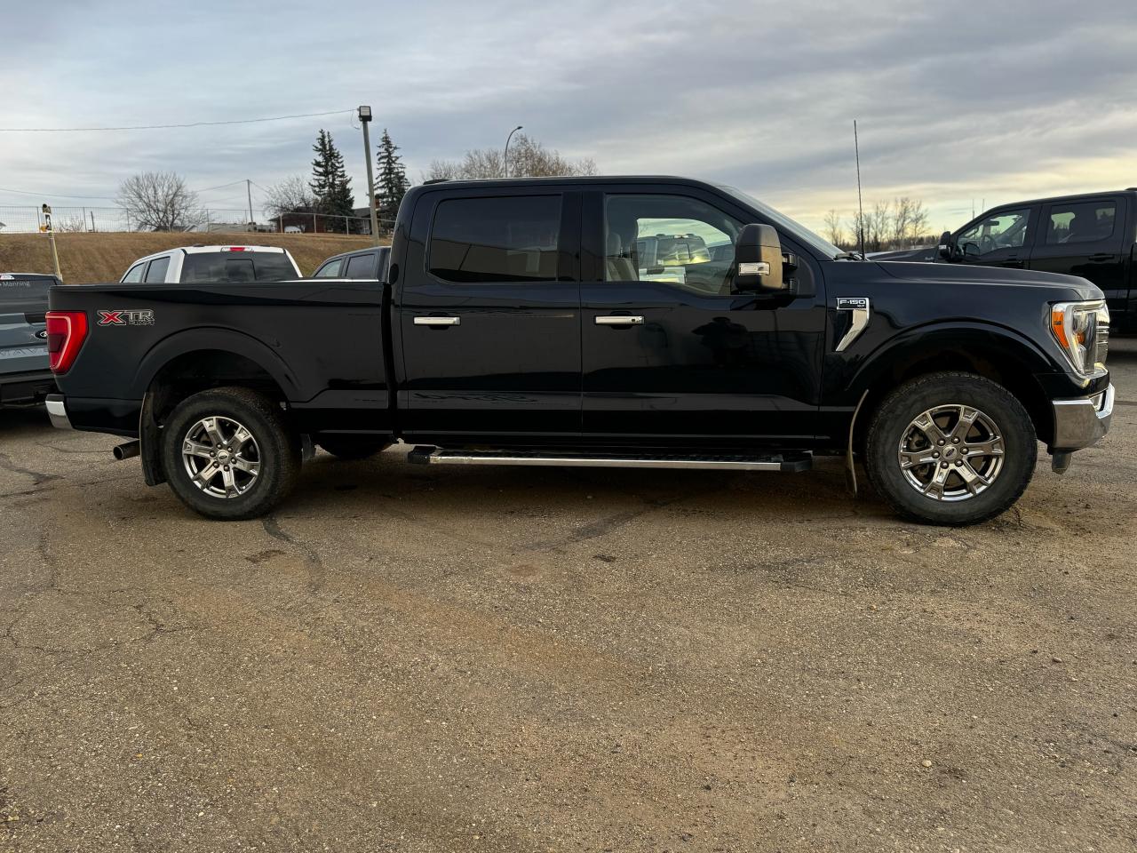 2021 Ford F-150 XLT Photo5