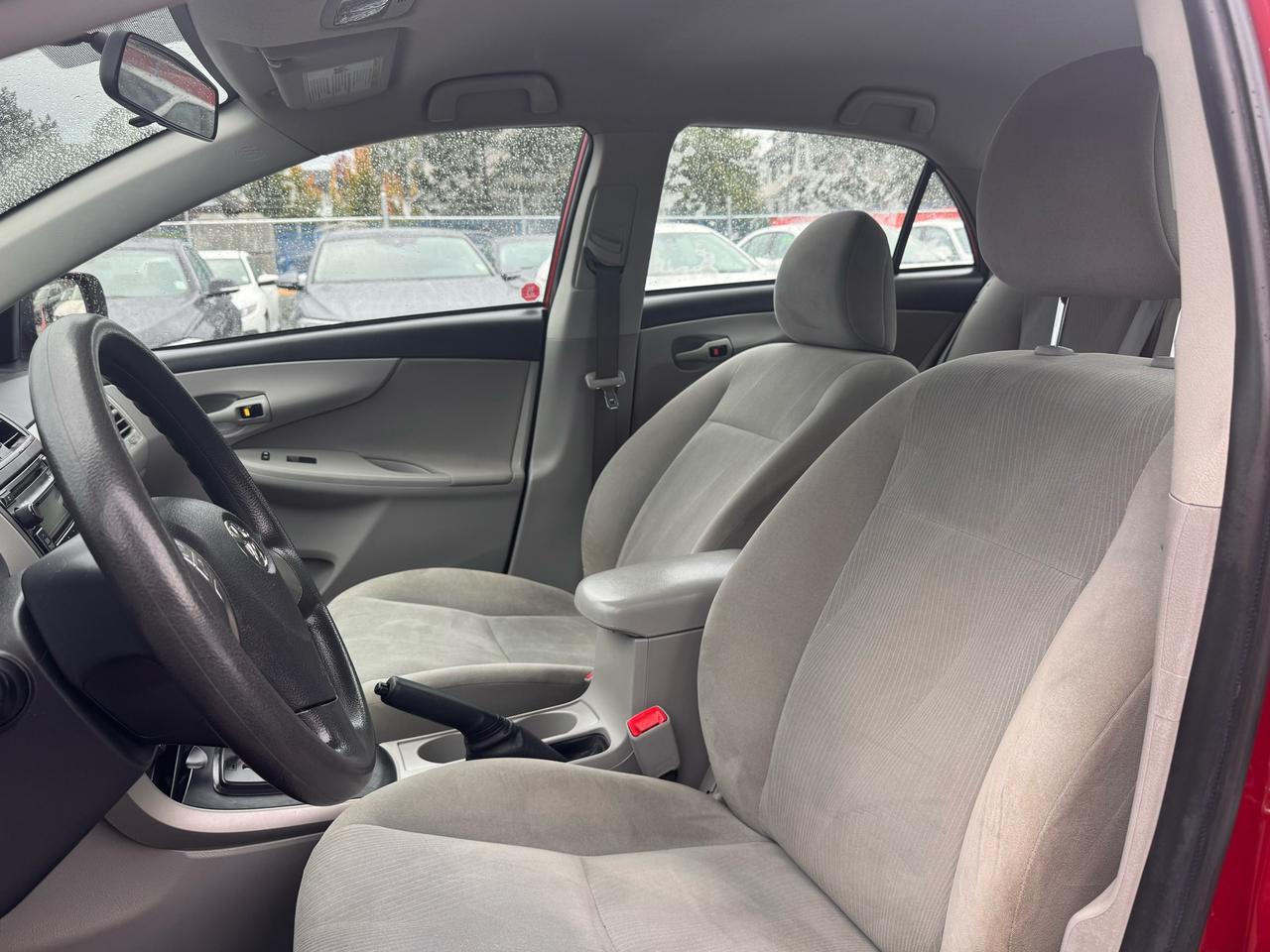 2012 Toyota Corolla FINANCING AVAILABLE Photo8