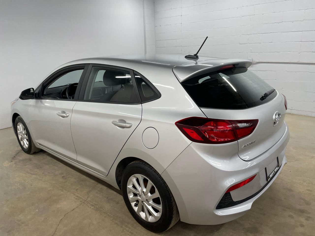2019 Hyundai Accent Preferred Photo4
